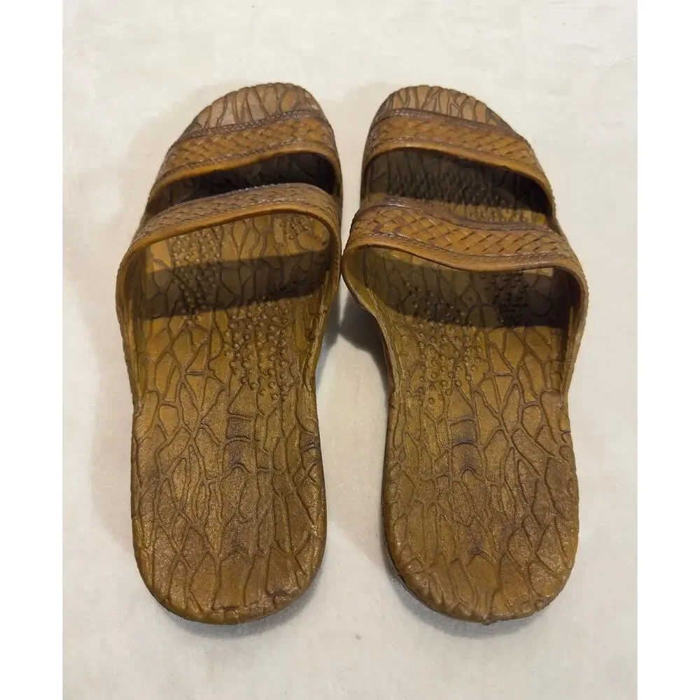 Pali Hawaii Unisex Classic Jandals Sandals 12 Lt. Brown Textured 2 Strap Sliders